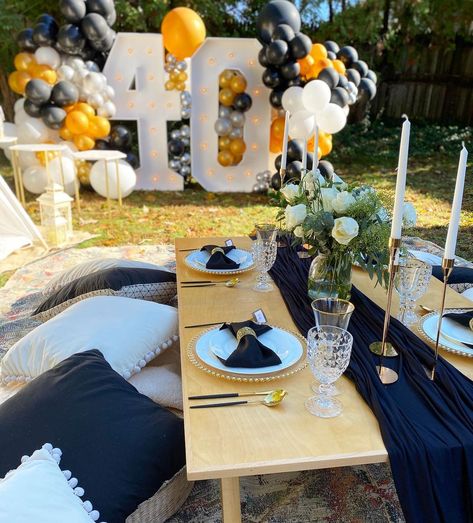 Picnic Decorations, Black Luxury, Black And Gold, Gold Birthday, Gentleman Style, Table Decorations, Birthday, Instagram, Home Decor