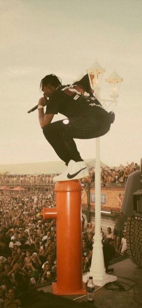 LOCKSCREEN Travis Scott Art, Travis Scott Aesthetic, Travis Scott Iphone Wallpaper, Travis Scott Concert, Rapper Wallpaper Iphone, Travis Scott Wallpapers, Hype Wallpaper, Hypebeast Wallpaper, Rapper Art