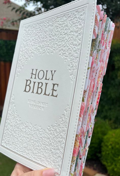 BEST SELLER Celebrate the sacraments, rites and ceremonies of the Church with the White Faux Leather Large Print Thinline KJV Bible with Thumb Index! Whether you are celebrating a baptism, confirmation, church membership, first communion, christening, or wedding, the pure white KJV Bible will mark your rite of passage in a meaningful and memorable way.   (I started making these bibles to help pay for my husband's tremendous medical bills after suffering a brain aneurysm. 100% of each sale goes t Bible Pictures Photography Books, This Bible Belongs To Page, Pretty Bibles To Buy, Bible Shopping, Bible Book Aesthetic, Aesthetic Bible Cover, Aesthetic Bibles, Bibles For Women, Decorated Bible