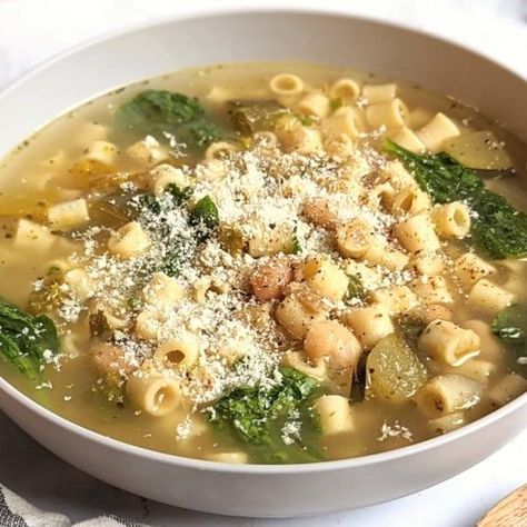 Spinach Recipes Vegetarian, White Pasta Fagioli, White Bean Pasta Soup, Pasta With White Beans, Pasta Fazool, Bean And Vegetable Soup, Pasta Fagioli Recipe, Spinach Soup Recipe, Pasta Fagioli Soup