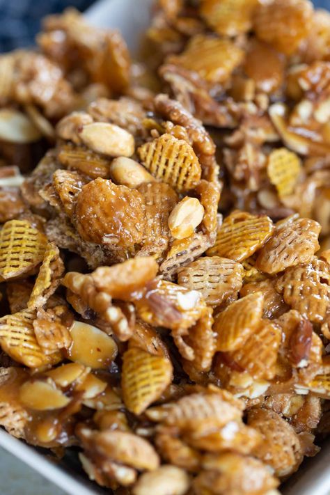 Caramel Crispix Snack Mix Recipe, Caramel Fritos, Caramel Snack Mix Recipes, Recipes Using Crushed Pretzels, Carmel Chex Mix Recipe, Caramel Bugles Recipe, Crispix Snack Mix Recipe, Crispix Snack Mix, Caramel Snack Mix