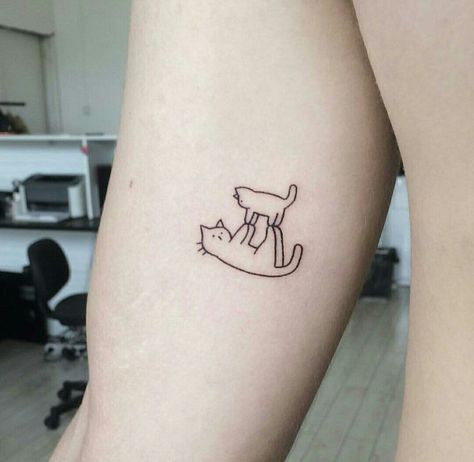 Dotwork Cat Tattoo, Loaf Cat Tattoo, Mini Tattoos Cat, Small Cat Tattoo Simple, Fluffy Cat Tattoo, Cat Inspired Tattoos, Cat Tattoo Funny, Minimal Cat Tattoo, Think Tattoo