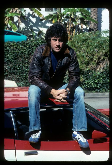 Starsky And Hutch, Paul Michael Glaser, 70s Tv Shows, Neon Noir, Starsky & Hutch, Old Shows, Alain Delon, Vintage Tv, Retro Tv