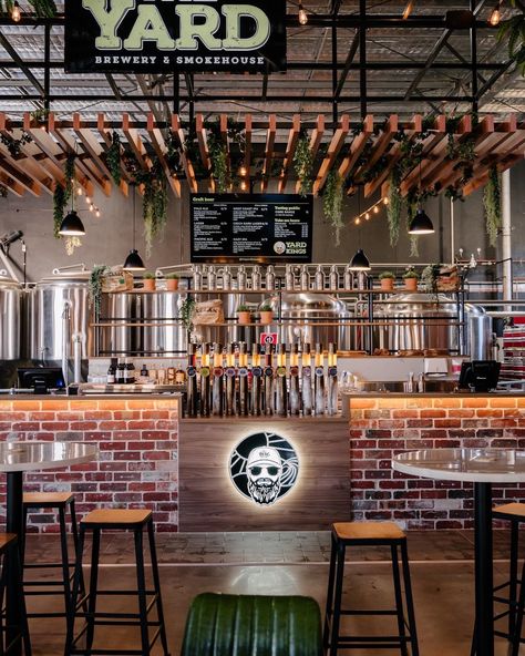 Brewpub Interior Design, Cool Brewery Interior, Tap Room Brewery Design, Craft Beer Bar Design, Brewery Lighting, Brewpub Design, Draft Beer Bar, Brewery Interior Design, Micro Brewery Design