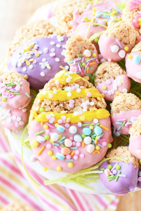 Rice Krispie Easter Eggs, Easter Rice Crispy Treats Ideas, Easter Candy Ideas, Easter Rice Crispy Treats, Easter Egg Rice Krispie Treats, Easter Egg Treats, Easter Rice Krispie Treats, Easy Easter Treats, Baked Dessert