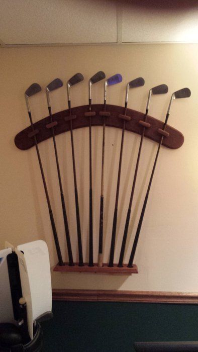 Golf club display rack Golf Club Display, Golf Club Art, Vintage Golf Clubs, Golf Room, Best Golf Clubs, Golf Decor, Golf Art, Golf Simulators, Golf R