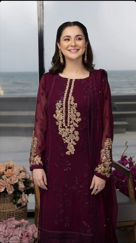 Hania Amir Cute, Pakistani Women Dresses, Eastern Wear, Walima Dress, Hania Amir, Chiffon Sleeves, Pakistani Fashion Party Wear, Pakistani Fancy Dresses, Pakistani Dresses Casual