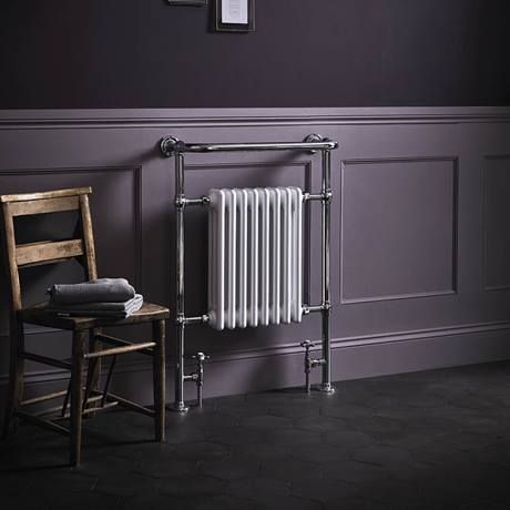 Bayswater Clifford Heated Towel Rail Radiator - BAYR001 | Choosing The Best Radiators To Buy White Towel Rail, Best Radiators, Traditional Radiators, Electric Towel Rail, Black Radiators, Bathroom Radiators, Towel Radiator, Gray Towels, Bathroom Suites