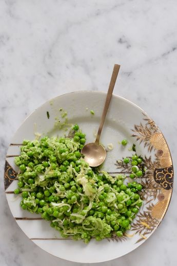 Primrose Hill, Pea Salad, Pea Recipes, Eat Salad, Doing Something, Spring Recipes, Side Recipes, Veggie Dishes, The White House