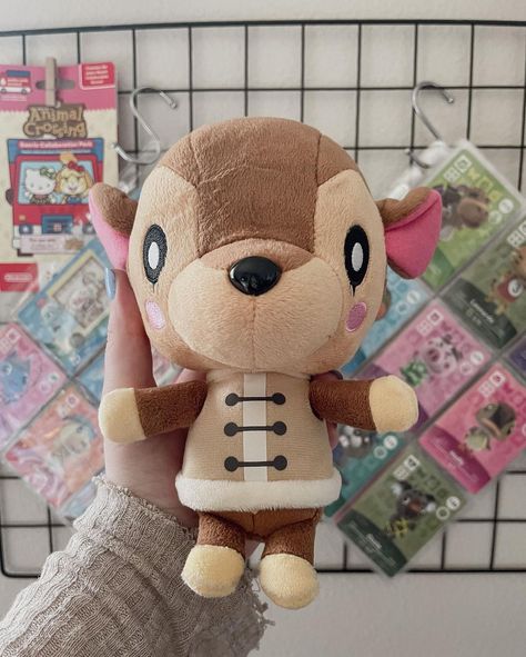 Animal Crossing Figurine, Animal Crossing Plushies, Teddy Animal Crossing, Fauna Animal Crossing, Comfort Friend, Animal Crossing Plush, Animal Crossing Characters, Childhood Games, Favorite Animal