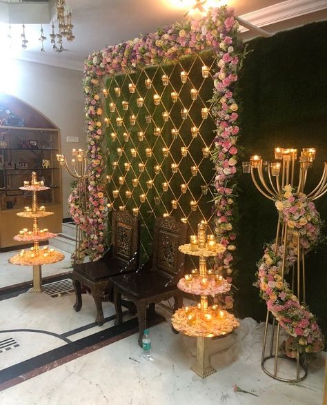 House Decor For Wedding Indian, Wedding Decorations In Home, Flower Decoration For Function At Home, Mandir Decoration With Flowers, House Decoration For Wedding Indian, Engagement Flowers Decoration, Flower Decorations For Home Indian, Engagement Home Decoration, Flower Decoration For Pooja On Floor