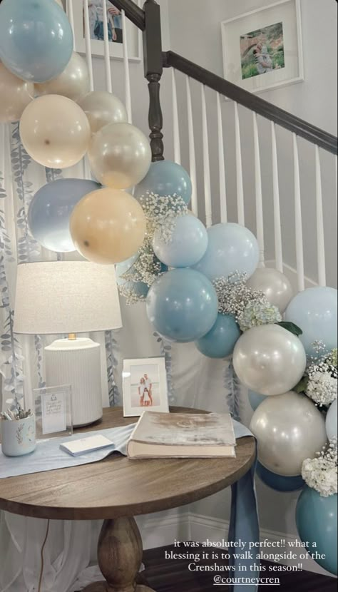 Christmas Theme Baby Shower Ideas Boy Blue, Grand Millennial Baby Shower Boy, Blue Christmas Baby Shower Ideas, Blue Winter Baby Shower Ideas, Living Room Baby Shower Ideas, Green And White Baby Shower Ideas, Baby Boy Shower Ideas Themes Simple, Dusty Blue Baby Shower Decor, Simple Blue Baby Shower Ideas