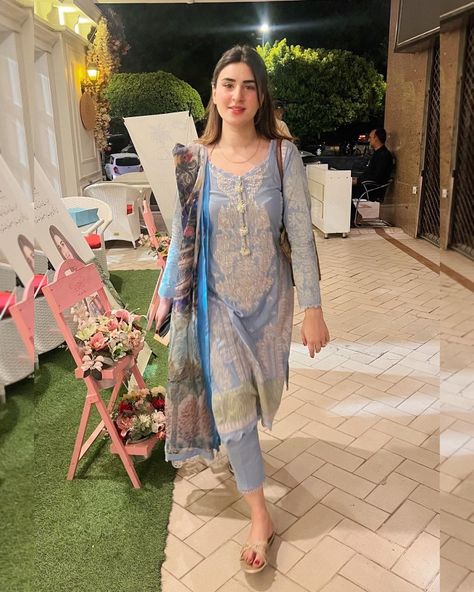 Lawn Dress Neck Design, Pretty Kurtis, Aaniat Khalid, Shopping Snap, Bandhani Suit, Lawn Dress Design, Affan Waheed, Bollywood Designer Sarees, Lawn Dresses