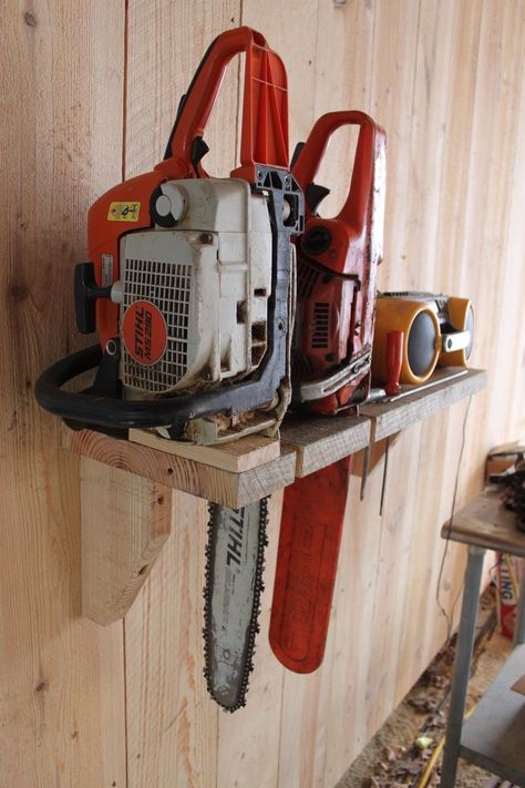 Tool Storage Ideas, Garage Organization Tips, Garage Organisation, Storage Shed Organization, Garage Workshop Organization, Garage Tool Storage, Tool Storage Diy, Garage Organize, Modern Garage