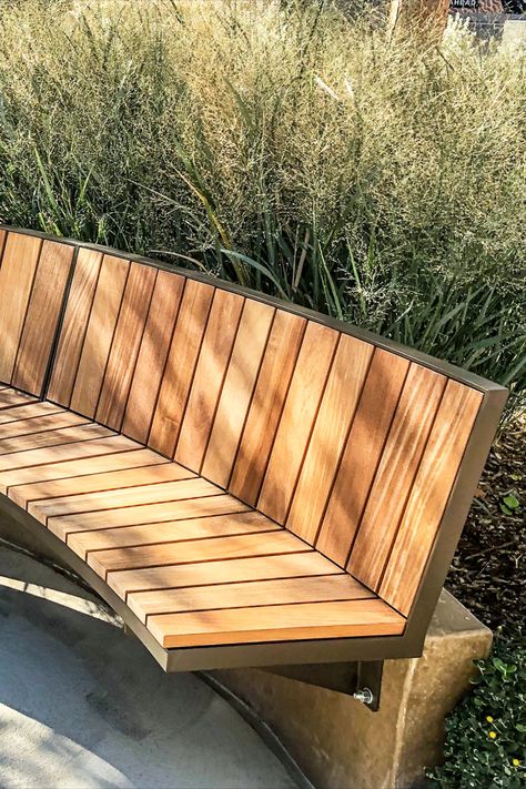 What's your bright spot today? Ogden curved or straight seating can be added to site plans or incorporated into mature landscapes to deliver the perfect spot for sunbathing. #Maglin #MaglinSiteFurniture #OgdenCollection #SiteFurniture #SiteFurnishings #StreetFurniture #LandscapeArchitecture #LandArch #LandscapeDesign Modular Bench, Modern Outdoor Seating, Tree Deck, Curved Bench, Fire Pit Landscaping, Outside Furniture, Wall Seating, Site Plans, Street Furniture