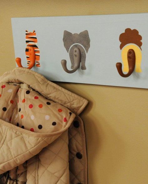 12 Creative DIY Coat Racks • A round-up of some really great coat rack projects with lots of tutorials! Including this cute animal coat hooks project from 'martha stewart'. Diy Coat Rack, Animal Hooks, Diy Coat, Kids Corner, An Elephant, Safari Animals, Kids' Room, Boy Nursery, Boy Room