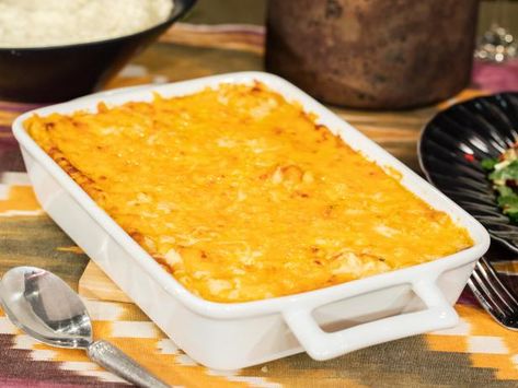 Get Sunny's Creamy 5-Cheese Mac 'n' Cheese Recipe from Food Network Spicy Macaroni, Eddie Jackson, Profile By Sanford, Kardea Brown, Florence Food, Sunny Anderson, Diner Food, Brown Food, Tyler Florence