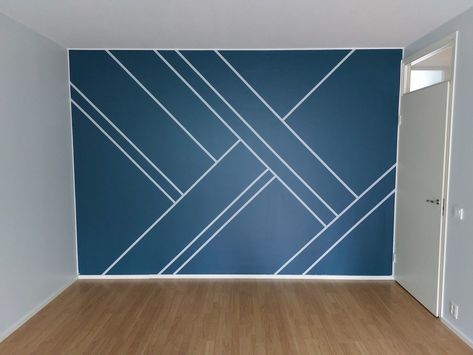 Geometric Wall Paint Patterns Bedroom, Simple Geometric Wall Paint Patterns, Painting Geometric Patterns On Walls, Geometric Wall Paint Patterns, Blue Wall Design, Geometric Wall Design, Blue Geometric Wall, Bedroom Paint Design, Room Paint Designs