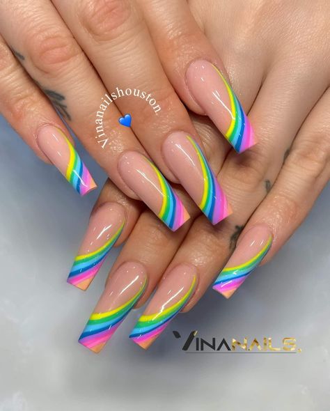 Beach Nails Art, Rainbow Nail Art Designs, Stars Nails, Pride Nails, 2023 Beach, Rainbow Nails Design, Rainbow Nail Art, Gel Paint, Colors For Spring