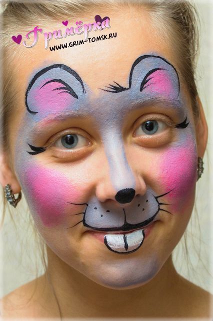 Mouse Face Paint, Halloween Women Makeup, Hippie Makeup, Obličejové Masky, Bodysuit Tattoos, Animal Face Paintings, Scary Clown, Face Painting Easy, Pride Makeup