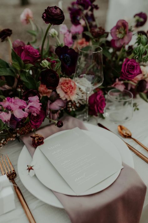 Aubergine Wedding, Purple Table Settings, Moody Wedding Flowers, Almond Orchard, Redwood Forest Wedding, Winter Wedding Color Palette, Minimal Table, Wedding Table Themes, Purple Bouquets