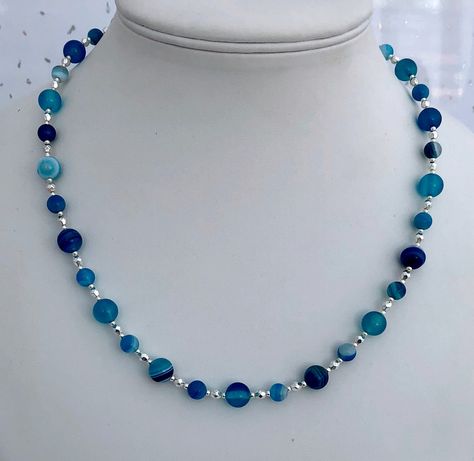 Blue Gemstone Necklace, Necklace Outfit, Beaded Jewelry Necklaces, Blue Beaded Necklace, Natural Stones Necklace, Beaded Necklace Diy, Beaded Jewelry Designs, Wire Necklace, Amethyst Beads