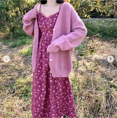 Casual Dress Cardigan, Casual Spring Outfits, Dress And Cardigan, Cottagecore Outfits, Korean Fashion Dress, Rock A, Casual Spring, Girly Outfits, Spring Outfits Casual