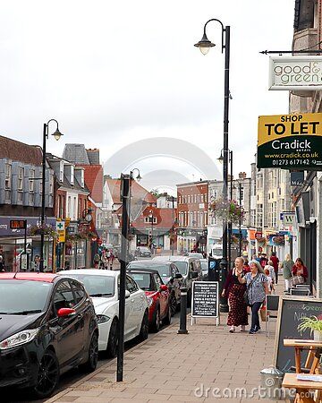 Busy Town, East Grinstead, Sussex England, Busy Street, Dark Aesthetic, Street View, Favorite Places, England, Green