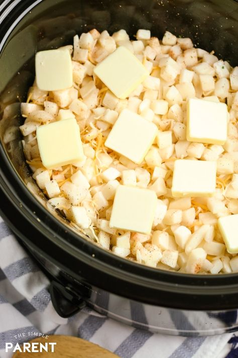 Side Dishes Crockpot, Crockpot Cheesy Potatoes, Thanksgiving Side Dishes Crockpot, Crockpot Potatoes, Cheesy Potatoes Crock Pot, Potato Recipes Crockpot, Crockpot Side Dishes, Cheesy Potatoes Recipe, Quinoa Chili