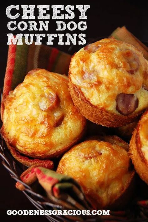 Cheesy Corn Dog Muffins Dog Muffins, Corn Dog Muffins, Corndog Recipe, Cheesy Corn, Corn Dog, Hot Dog Recipes, Dog Tips, Corn Dogs, Dog Recipes