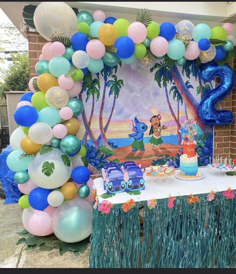 Lilo And Stitch Birthday Balloon Arch, Lilo And Stitch Backdrop Ideas, Lilo And Stitch Birthday Party Backdrop, Lilo And Stitch Candy Table, Lilo And Stitch Birthday Party Decor, Lilo And Stitch 2nd Birthday Party, Lilo And Stitch Backdrop, Stitch Birthday Party Ideas For Boys, Lilo And Stitch First Birthday Party