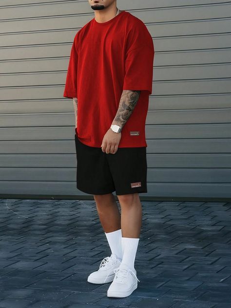 Men Looks Casual Summer, 2024 Men's Summer Fashion, Casual Shorts Outfit Men, Black Men Outfits Casual, Men Date Outfit, Men’s Shorts, Men’s Summer Fashion 2024, Red Shirt Outfits, Shirt Outfit Men