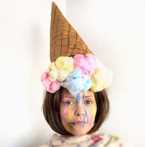 Ice cream cone Diy Ice Cream Cone, Carnaval Diy, Cone Hat, Crazy Hat Day, Silly Hats, Diy Ice Cream, Easter Hats, Hat Day, Wacky Hair Days