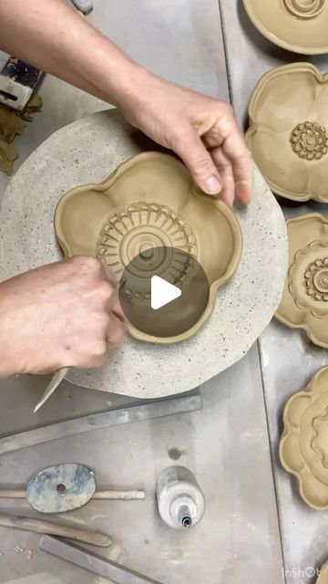 Kajsa Leijström on Instagram: "Speedy flowershape alterations. #keraleij_potteryvideo" Lera Inspiration, Flower Bowls Ceramic, Flower Ceramic Bowl, Flower Cermaic Bowl, Clay Bowl Folksy, Flower Shaped Ceramic Bowl, Clay Flower Pots, Pottery Videos, Pottery Handbuilding