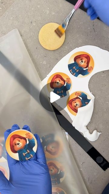 Lana | 🍪 Custom Sugar Cookies 🎨 Paint Palettes (PYO) on Instagram: "❗️Super quick edible image cookie demo❗️

A lot of people have asked me how I get my edible images cookies to look so good! I’ve made a very quick reel and all details are listed below! Please note: it’s a mini version of my usual process - I usually roll & cut more fondant at a time but was very time poor when making the reel 🤗

Products used: 

⭐️ Edible images printed at home using my @edibleimagesupplies system 

⭐️ Cover Up Original & 6mm rolling guides (Use code ‘NORTY10’ to get 10% off @savvycakessydney )

⭐️ Circle lever punch is a Fiskars 2XL from @spotlightstores and I have a custom cookie cutter that I had made to fit the same size (roughly 65mm)

⭐️ Fondant I use is @bakelsau 

Process: 

⭐️ Bake cookies usi Fondant Covered Cookies, Custom Sugar Cookies, Paint Palettes, Edible Printer, Custom Cookie, Edible Cookies, Edible Printing, Bake Cookies, Edible Images