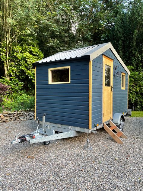 Swedish inspired camping trailer Shed On Wheels, Trailer Tiny House, Diy Camper Trailer, Tiny Home On Wheels, Home On Wheels, Car Trailer, Diy Camper, Tiny House On Wheels, Camping Trailer