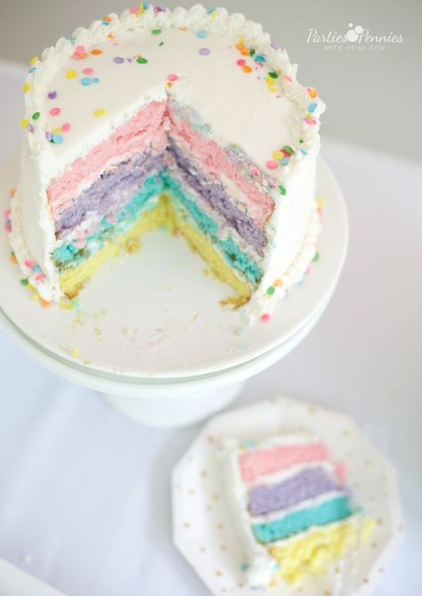 Rainbow Sprinkle Cake, 4de Verjaardag, Rainbow Sprinkle, My Little Pony Birthday Party, Pony Birthday Party, Little Pony Birthday Party, Pastel Birthday, 귀여운 음식 그림, My Little Pony Party