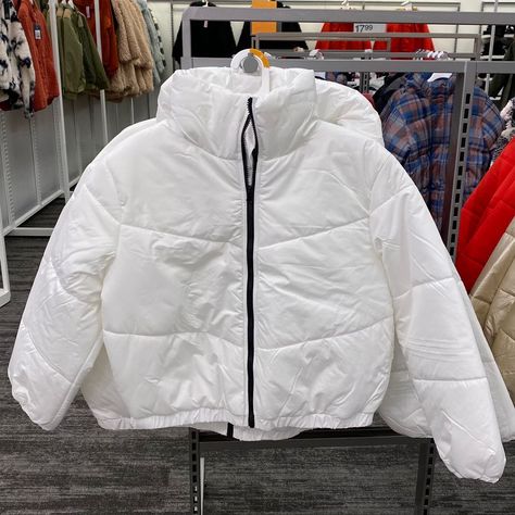 Puffer Jacket Target, White Puffer Coat, Coat For Winter, White Puffer Jacket, Girls Winter Fashion, Puffer Jacket Style, Cropped Cable Knit Sweater, Cute Outfits With Leggings, Funky Dresses