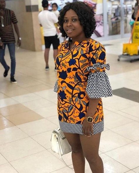 Beautiful #ankaracollections #asoebi #asoebibella Nana Fashion, Clothing Prints, Ankara Designs, African Styles, African Fashion Designers, Short African Dresses, French Grammar, African Fashion Skirts, African Dresses Modern