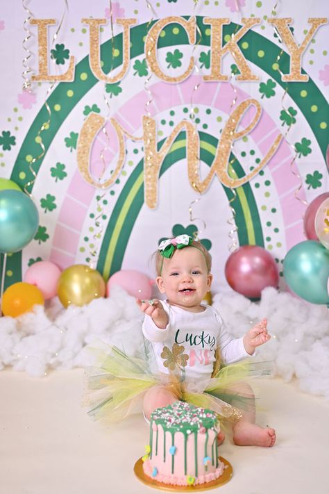 Lucky One Birthday Party Girl, March 1st Birthday Ideas Girl, March 1st Birthday, Lucky One Birthday Cake, Lucky One Photoshoot, March First Birthday Ideas Girl, St Patrick 1st Birthday, Lucky One Smash Cake, Lucky One First Birthday Girl