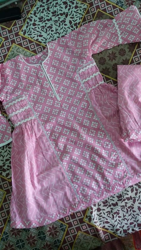 Balochi Dress, Girls Dresses Sewing, Trendy Shirt Designs, Kids Frocks Design, Kids Dress Wear