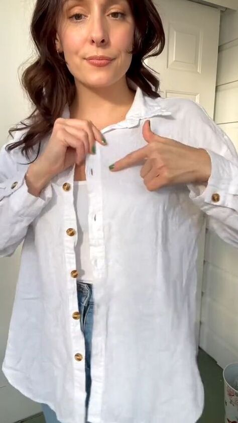 Button Up Blouse Hacks, Shirt Button Hack, How To Crop A Button Up Shirt, Button Shirt Hacks, Style Button Down Shirt Women, How To Style A Button Up Shirt Women, Button Down Shirt Hacks, Plain White Blouse, Shirt Hacks