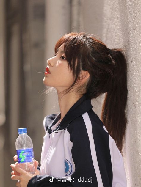 Twin Tails Hairstyles, Latina Hair, Eye Makeup Images, Long Hair Ponytail, Girly Dp, Diy Haircut, Messy Ponytail, Korean Girl Fashion, Permed Hairstyles