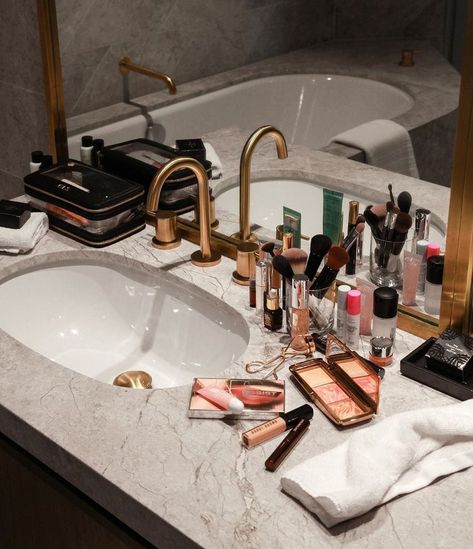 Makeup In The Bathroom, Makeup Bathroom Aesthetic, Bathroom Makeup Aesthetic, Luxury Bathroom Products, Makeup In Bathroom, Bathroom Flatlay, Bathroom Makeup Vanity, Skincare Bathroom, Makeup Bathroom