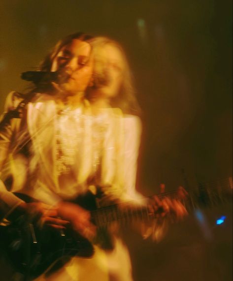 Phoebe Bridgers Pfp, Phoebe Bridgers Halloween Wallpaper, Phoebe Bridgers Green Aesthetic, Phoebe Bridgers Poster, Phoebe Bridgers, Phoebe Bridgers Purple, Phoebe Bridgers Red Aesthetic, Phoebe Bridgers Aesthetic, Phoebe Bridgers Purple Aesthetic