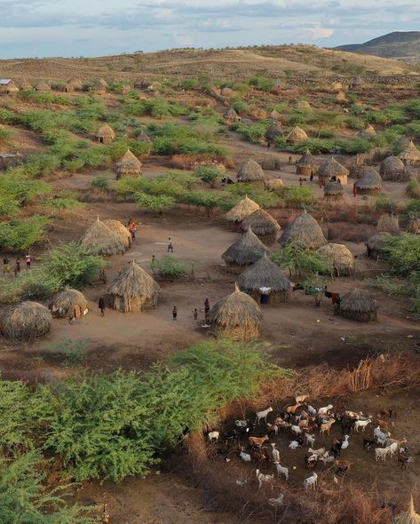 Kenya Photography, African Village, African Tattoo, African Life, African House, Black Couple Art, Farm Lifestyle, South Sudan, Village Photography