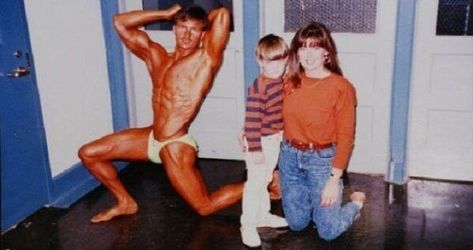 Funny Walmart People, Funny Walmart, Funny Walmart Pictures, Walmart Pictures, Awkward Photos, Funny People Pictures, Awkward Family Photos, Funny Pictures For Kids, Stay In Shape