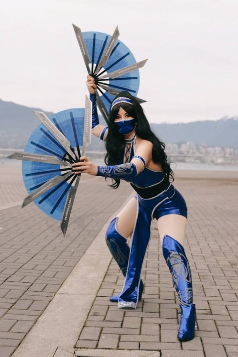 Diy Kitana Costume, Kitana And Mileena Costume, Kitana Outfit, Kitana Costume, Princess Kitana, Kitana Cosplay, Cosplay Couple, Royal High Outfits Ideas Cheap, Nude Tights