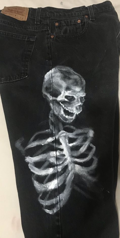 ✞☠︎ 𝘨𝘪𝘳𝘭 𝘱𝘭𝘢𝘴𝘵𝘪𝘤 ☠︎✞ on Twitter: "these skeleton pants i oainted got me thinkin....… " Skeleton Pants, Spotify Artist, Skeleton, Paint, On Twitter, Twitter, Pants, Trousers