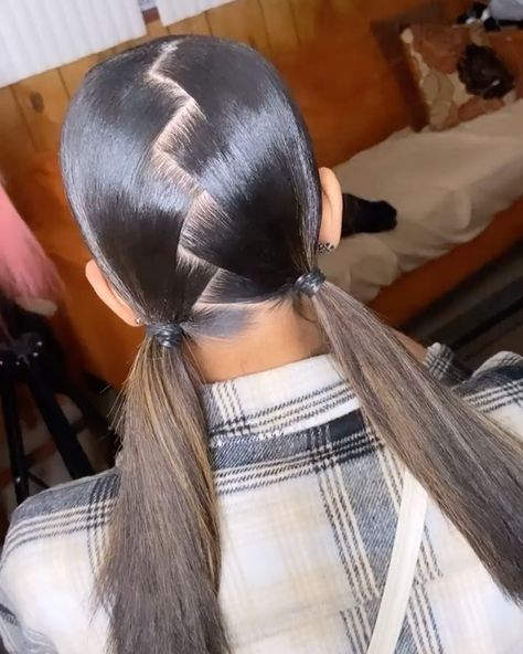 @styledbylashee on Instagram: “Swoop two ponytails w zigzag parts 🥰” Zig Zag Part Sleek Ponytail, Swoop Two Ponytails, Middle Part Zig Zag Ponytail, Zig Zag Part Ponytail, Zigzag Braided Ponytail, Zigzag Ponytail, Zig Zag Ponytail, Zigzag Part Hair, Zig Zag Part Pigtails